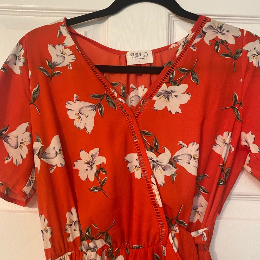 Sienna sky red floral dress